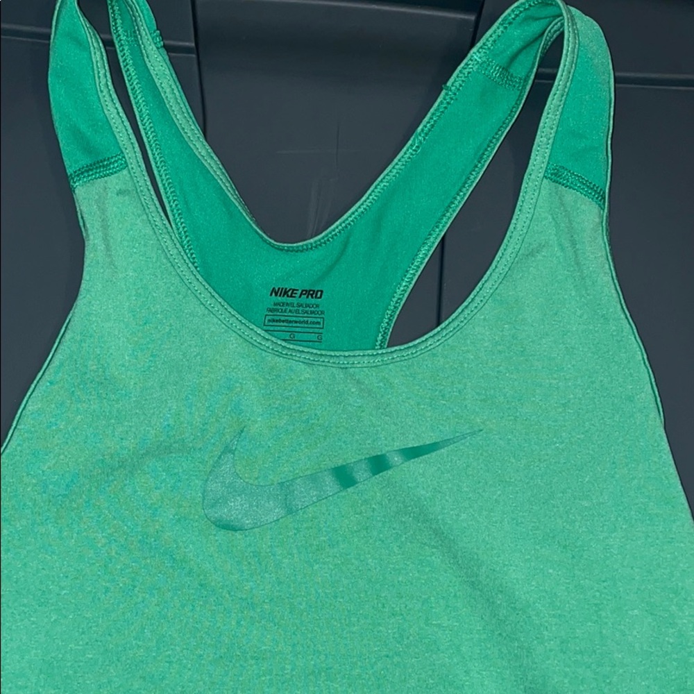 Nike Pro Shirt Size: L